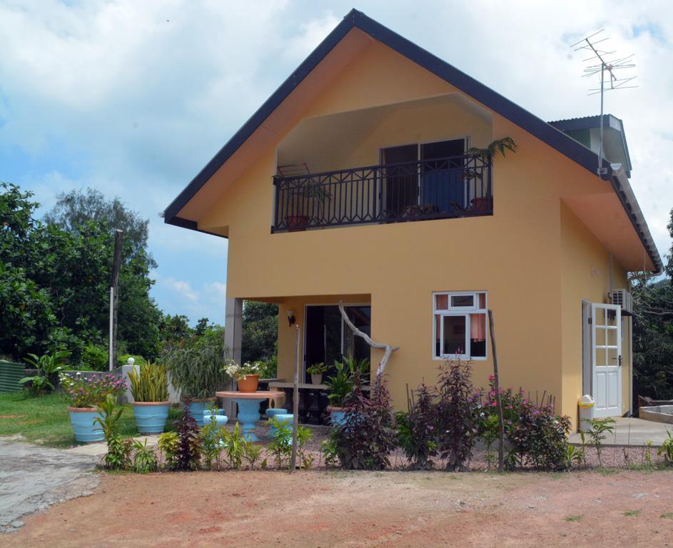 Mountain Lodge Anse Volbert Village Exterior foto