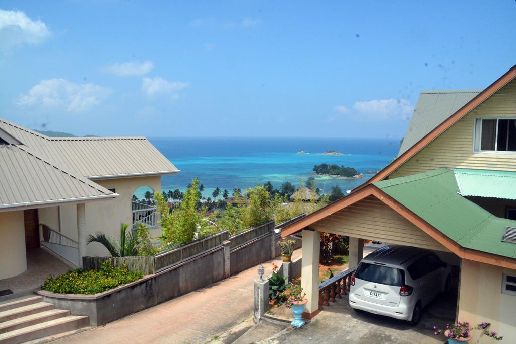 Mountain Lodge Anse Volbert Village Exterior foto